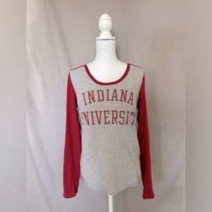 PINK by Victoria’s Secret IU T-shirt